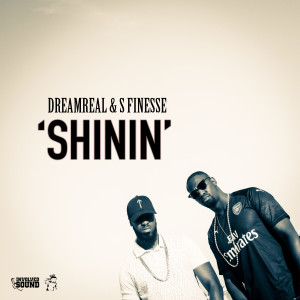 ดาวน์โหลดและฟังเพลง Shinin พร้อมเนื้อเพลงจาก Dreamreal