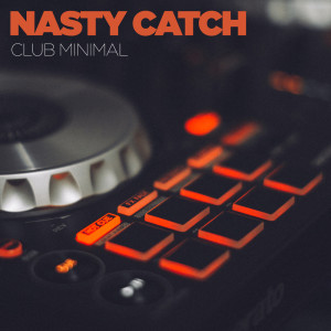 Dengarkan lagu Interesting World nyanyian Nasty Catch dengan lirik