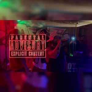 收聽Son*tavo的LAY EM IN THE GRAVE (feat. D-M-P) (Explicit)歌詞歌曲