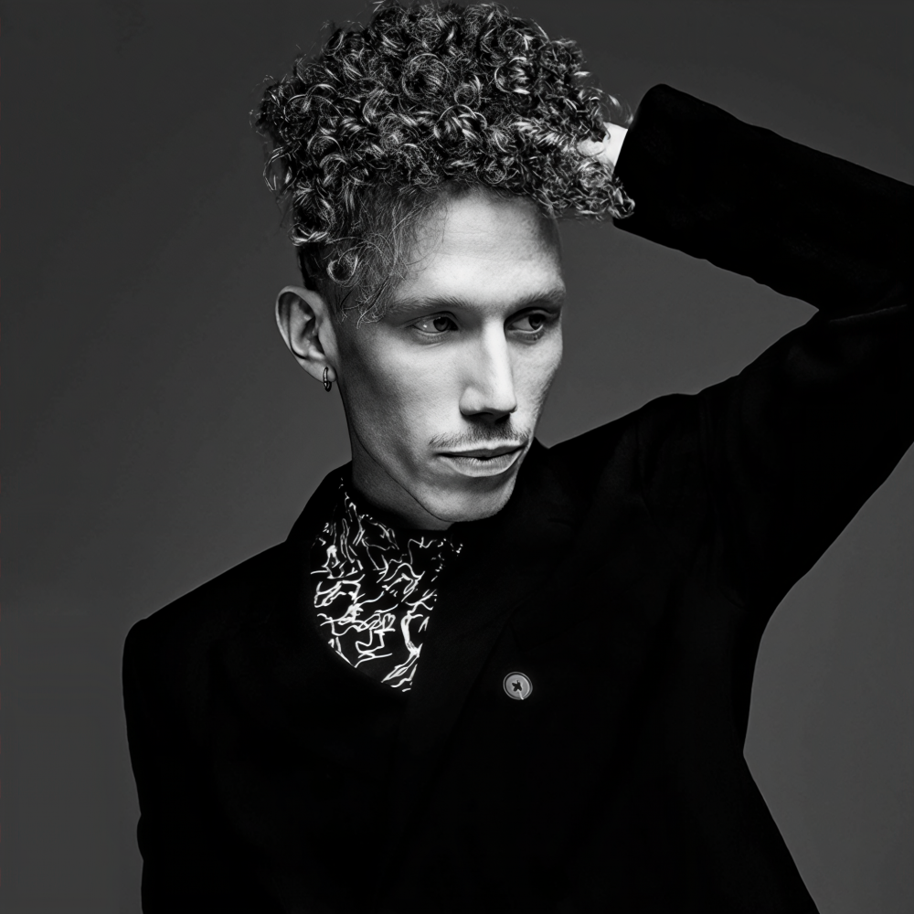 Erik Hassle