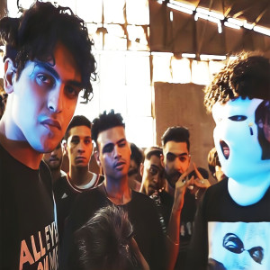 Listen to الموت هيكون (لايف) song with lyrics from Rap Share3
