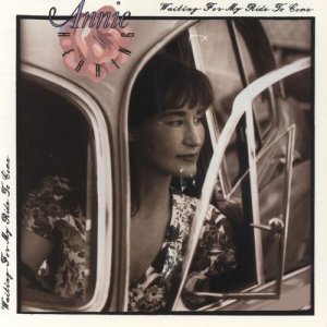 ดาวน์โหลดและฟังเพลง Hold My Heart พร้อมเนื้อเพลงจาก Annie Herring
