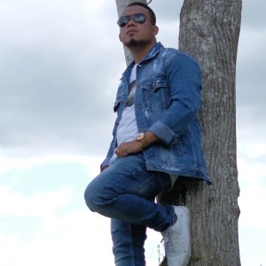 Listen to Kecewa Dalam Setia song with lyrics from Andra Respati