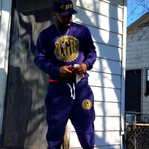 Dengarkan Feeling Good (Explicit) lagu dari CGB Beezy dengan lirik