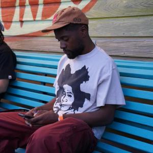 default playlist img