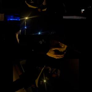 收聽L0V3的Tears歌詞歌曲