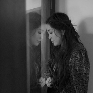 ดาวน์โหลดและฟังเพลง Ikaw Pa Rin พร้อมเนื้อเพลงจาก Moira Dela Torre