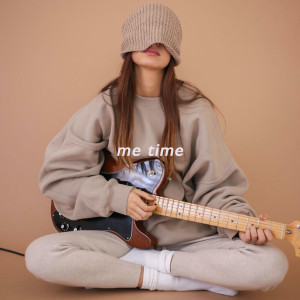 Dengarkan lagu Me Time nyanyian brook(e) dengan lirik