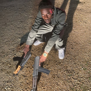 ดาวน์โหลดและฟังเพลง Thriller Movie (Explicit) พร้อมเนื้อเพลงจาก Trell Outchea