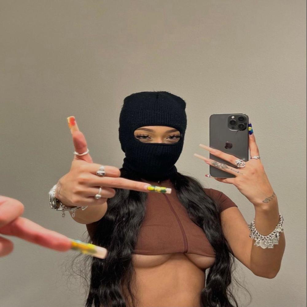 OI BLOGUEIRA VERSAO BH (feat. MC Neguin NF & Mc Maykin)