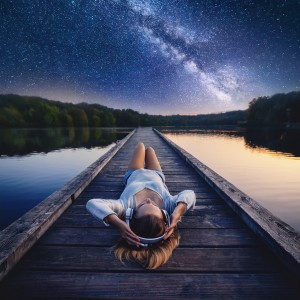 ดาวน์โหลดและฟังเพลง Melodías Nocturnas Tranquilas En Hip Hop พร้อมเนื้อเพลงจาก Resplandor relajante