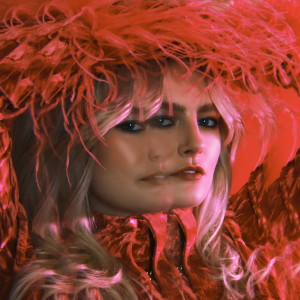 อัลบัม Luminescent ศิลปิน Poppy Baskcomb