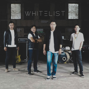 Dengarkan Bertarunglah (Explicit) lagu dari Whitelist dengan lirik