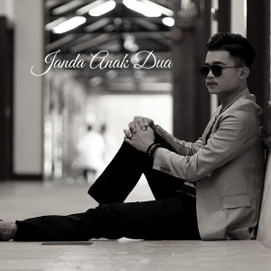 收听Ramles Walter的Janda Anak Dua歌词歌曲