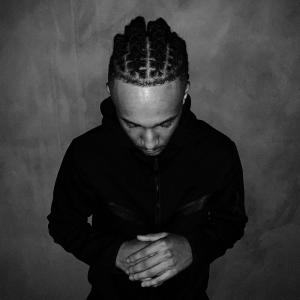 ดาวน์โหลดและฟังเพลง Fama (Explicit) พร้อมเนื้อเพลงจาก Fluiuwater