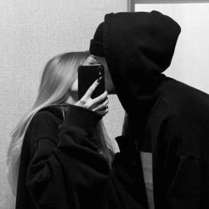 อัลบัม Люби Меня (feat. keyswai) [Explicit] ศิลปิน Yung Trappa