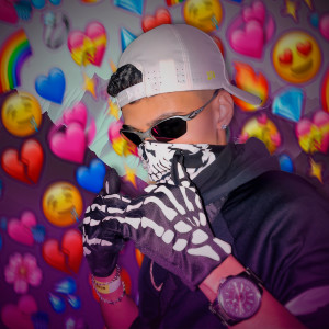 Neutru374的專輯Solitude (Explicit)