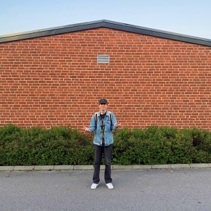 Dengarkan lagu Låt Dom Hata (Explicit) nyanyian Henric Edström dengan lirik