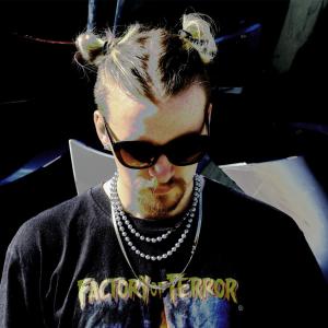 Listen to Top! (Top!|Explicit) song with lyrics from Lunchbagg