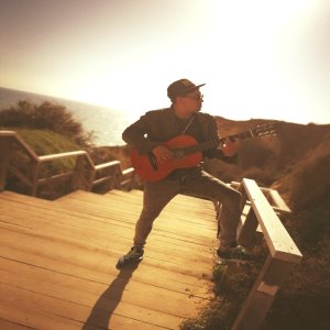 收聽Sandrão的Deus no Controle歌詞歌曲