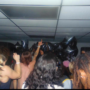 default playlist img