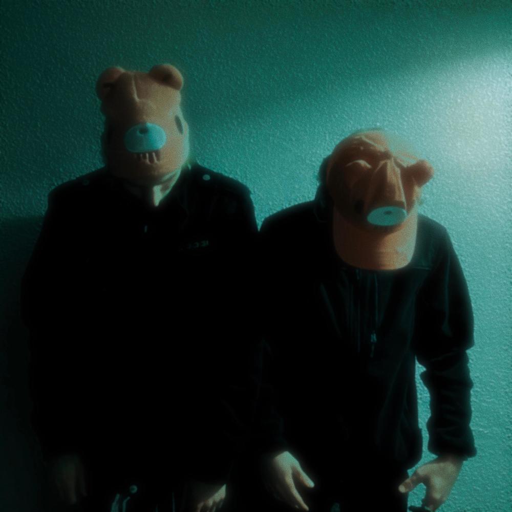 C.C.R. (Cartman Craving Pingas)