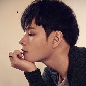 Listen to Trong Tri Nho Cua Anh song with lyrics from Jaykii