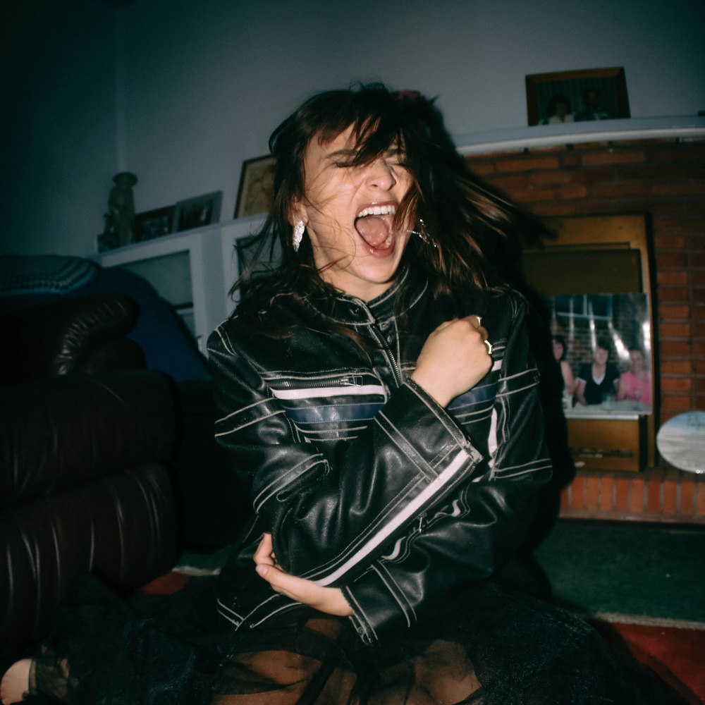 Molly Sucks (At Parties) (Explicit)