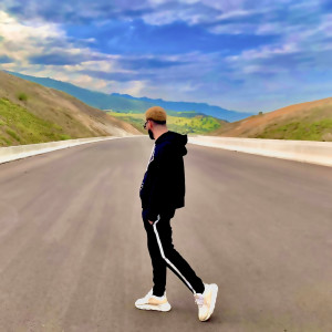 Listen to ONMYOWN! (Explicit) song with lyrics from Lazed