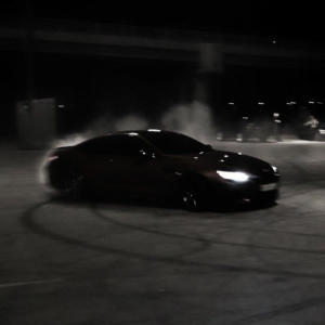 Spokpuika的專輯KARABĪNE (Explicit)