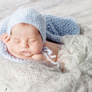 Sleepy Sky Symphony: Heavenly Sounds for Baby Sleep