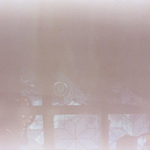 Sleepermane的專輯floating to tomorrow