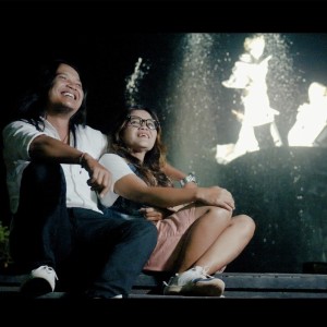 Listen to Bulan Madu song with lyrics from Mang Sarna