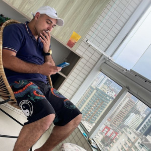 Album Ilha Paradisíaca (Explicit) oleh MC HUGÃO SP