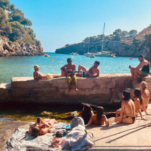 default playlist img