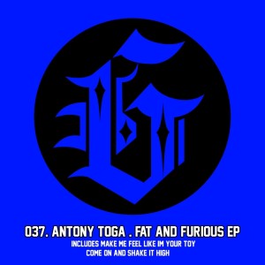 收聽Antony Toga的Make Me Feel Like I'm Your Toy歌詞歌曲
