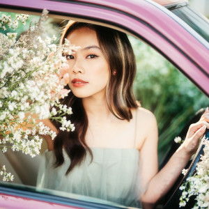 收听Marsha Zulkarnain的Tak Apa Sayang歌词歌曲