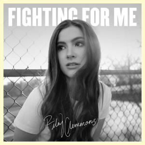 收聽Riley Clemmons的Fighting For Me (Ruslan & Julie Odnoralov Remix)歌詞歌曲