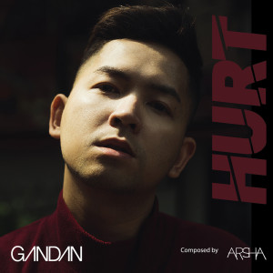 Dengarkan lagu Hurt nyanyian Arsha Composer dengan lirik