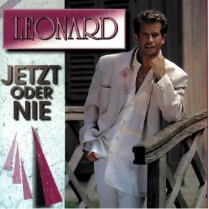 ดาวน์โหลดและฟังเพลง Wie Mona Lisa พร้อมเนื้อเพลงจาก Leonard