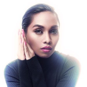 Album Tak Pernah Menyerah from Dayang Nurfaizah