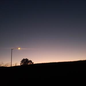 ดาวน์โหลดและฟังเพลง Lofi พร้อมเนื้อเพลงจาก Ponder