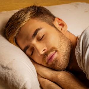 Sonidos nórdicos的專輯Música Para Dormir: Acordes Nocturnos Reconfortantes