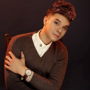 收聽Truong Khai Minh的Tự Hỏi Lòng歌詞歌曲