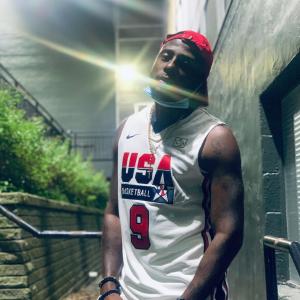 ดาวน์โหลดและฟังเพลง Squad Goals (Explicit) พร้อมเนื้อเพลงจาก KEEFE