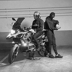Augustus的专辑La Boule (Explicit)