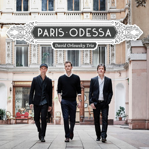 ดาวน์โหลดและฟังเพลง Le Chat Noir พร้อมเนื้อเพลงจาก David Orlowsky Trio