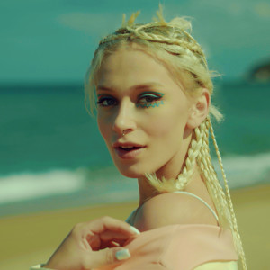 Listen to Gözler Üzerimde song with lyrics from Yaren Alaca