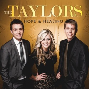 ดาวน์โหลดและฟังเพลง Between Here and Heaven พร้อมเนื้อเพลงจาก The Taylors