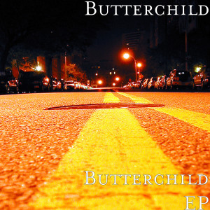 ดาวน์โหลดและฟังเพลง Everybody Cries พร้อมเนื้อเพลงจาก Butterchild